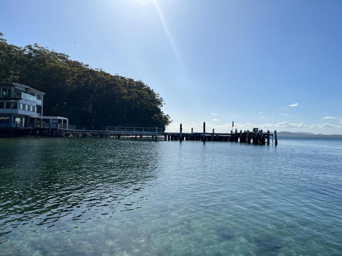 Som House 1 Shoal Bay