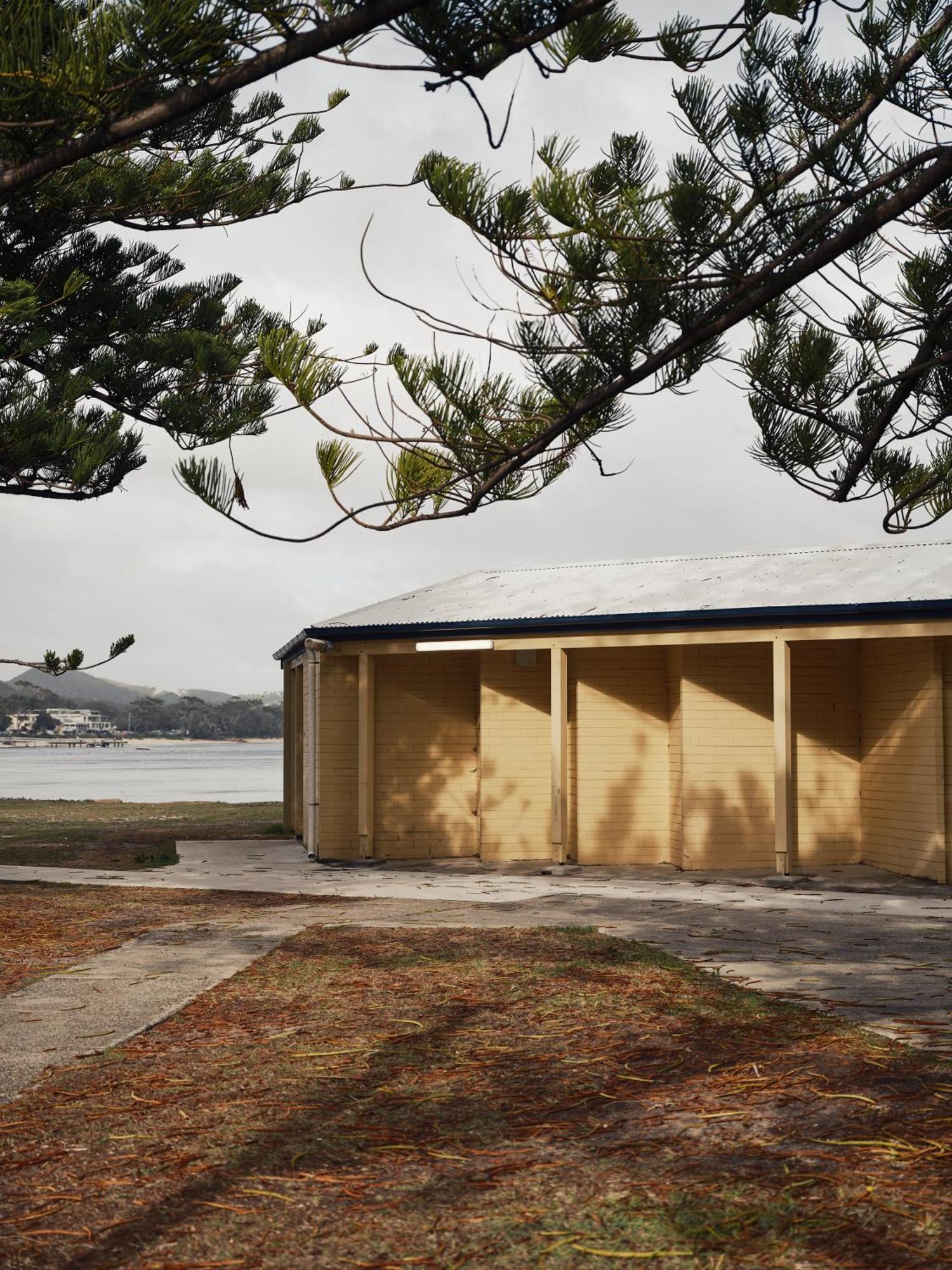 Som House 1 *